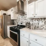 Beautiful Private Cottage Sunstone
